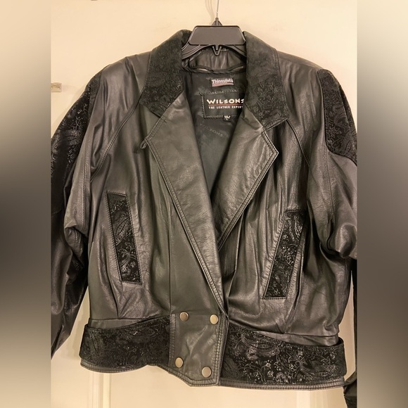 COPY - 𝅺WOMEN’S Wilson’s Leather Embroidered floral Moto Black Jacket Vintage S… - Picture 2 of 15